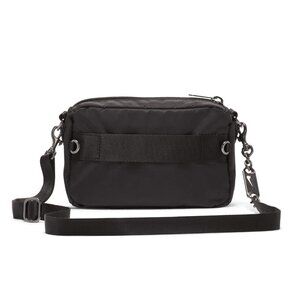 NIKE CW9304-010 Sportswear Futura Luxe Gym Bag Women's Black/Black/White 1SIZE